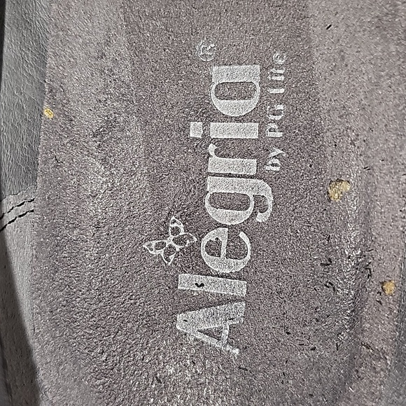 Alegria Hannah Delicut Black Embossed Leather Ankle Bootie Boots Size 40 Comfort - Picture 13 of 16